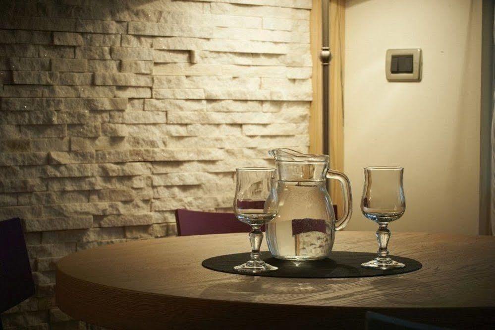 Color Home Suite Apartments Predazzo Ngoại thất bức ảnh