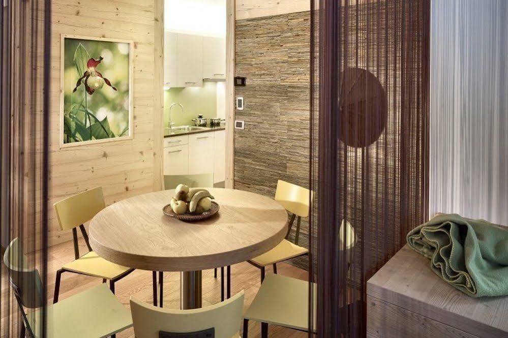 Color Home Suite Apartments Predazzo Ngoại thất bức ảnh